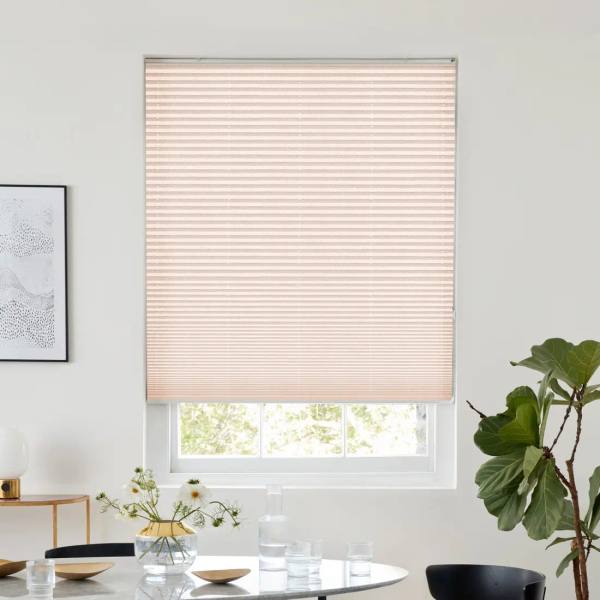 Elvie — made-to-measure blinds