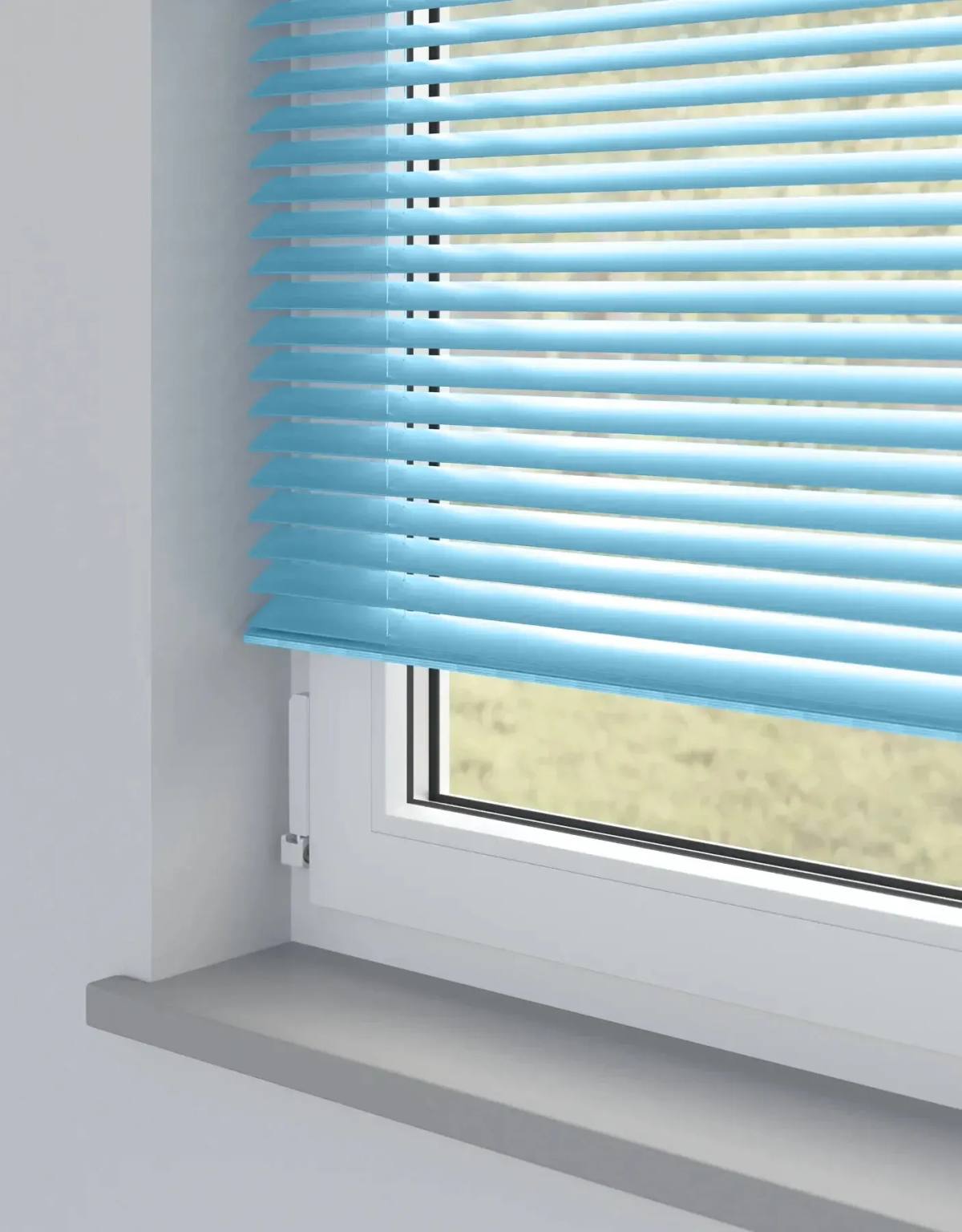 Cool Aqua Metal Venetian Venetian Blinds fitted in a British home