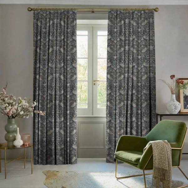 Raspberry — made-to-measure blinds