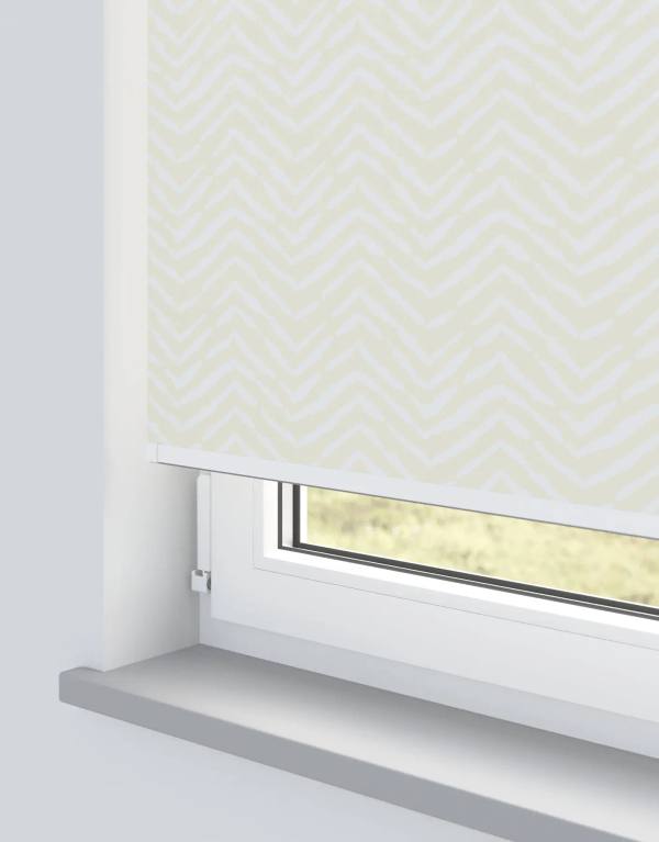 Makira Roller Blinds Electric — made-to-measure blinds