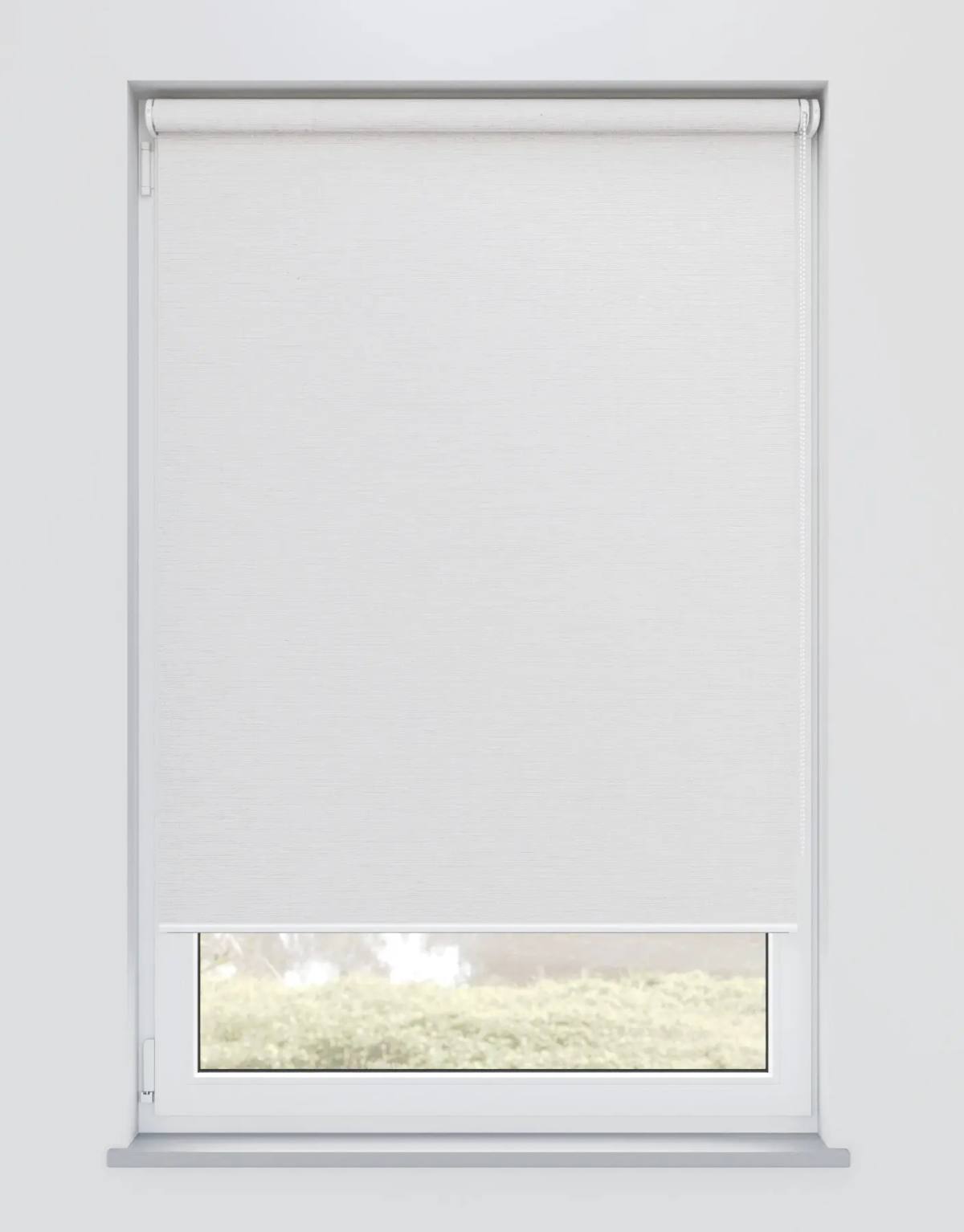 Blaine Roller Blinds Electric fitted in a British home
