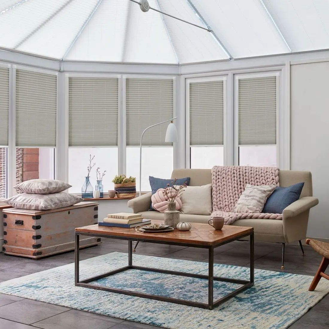 Merlot in Cappuccino — made-to-measure blinds